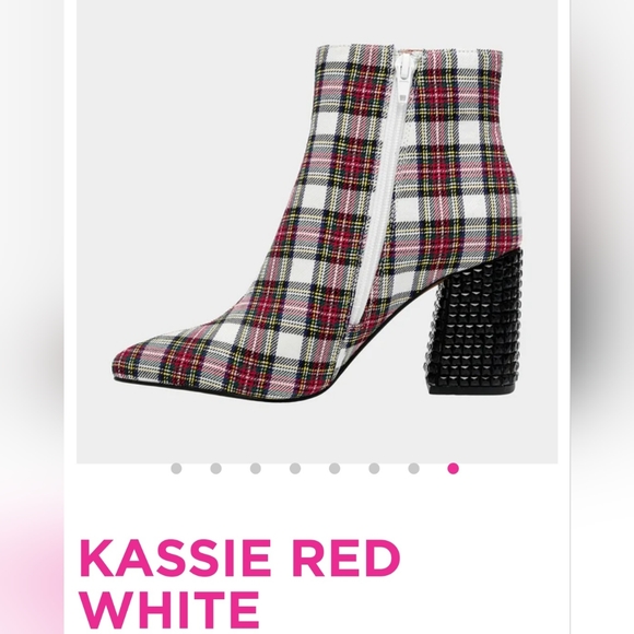 Betsy Johnson Bootie - Picture 8 of 8